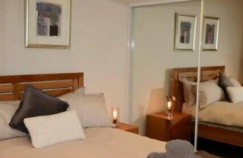 City West Apartment | Canberra Stylish Modern Apartment