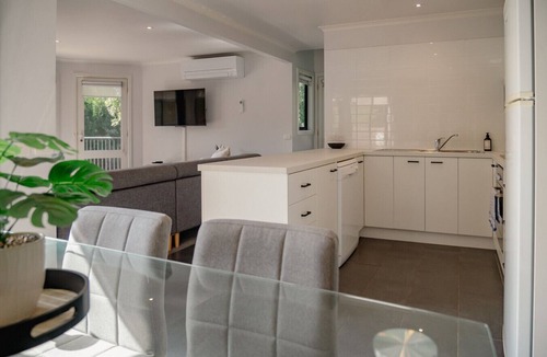 Metung Apartment | Candlebark at Boardwalk Villas Metung
