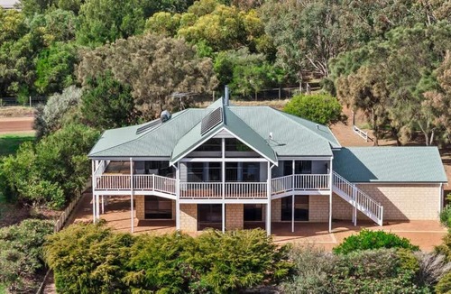 Quedjinup House | Canopy House - Refined Bushland Haven near the Coast