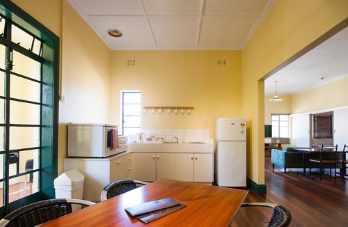 Nedlands Hotel | Captain Stirling Hotel