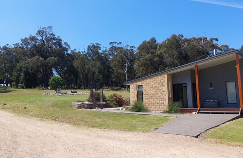 Toorloo Arm House | Captains Quarters | Peaceful Bushland Escape