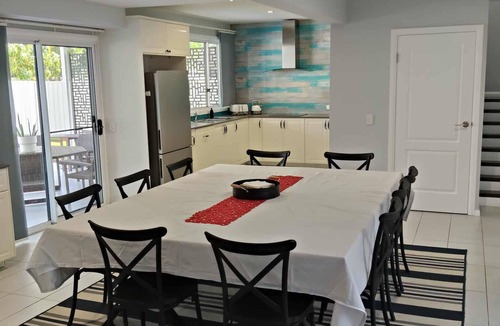 Deception Bay House | Carefree comfort home