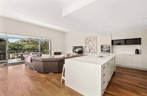 Eagle Bay Apartment | Casa Indigo Modern Bushland Retreat by the Sea