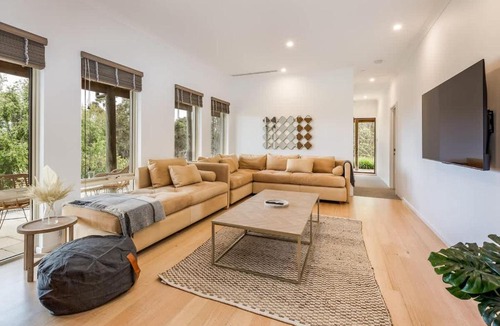 Dunsborough House | Casa Marni - Luxe Pool Escape with Breathtaking View