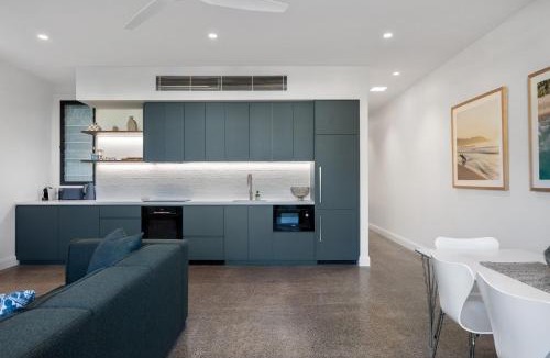 Narrawallee Apartment | Casa Narra - Ground-level Apartment