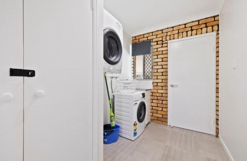 Parkhurst Hotel | Casa Nostra Motel