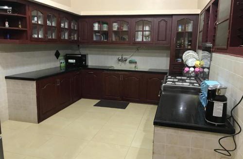 Virarajendrapet House | Casa Raihan
