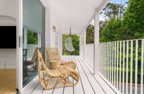 Macmasters Beach House | Casa Scenic - Luxury Serene Retreat | Pool & BBQ