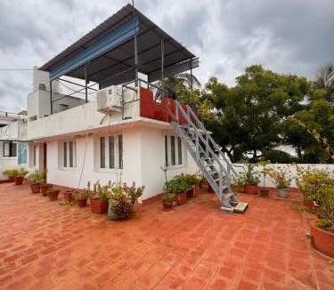 White Town Apartment | Casa Siesta pondy