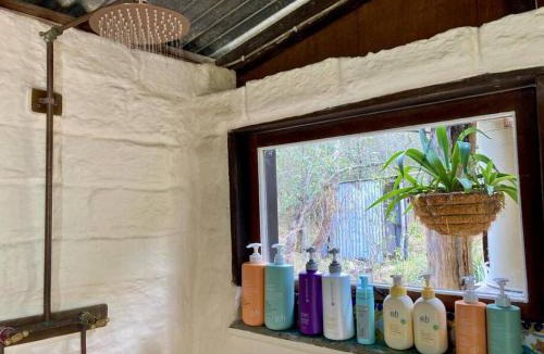 Captain Creek House | Casa Verde Off-grid hideaway Agnes Water 1770