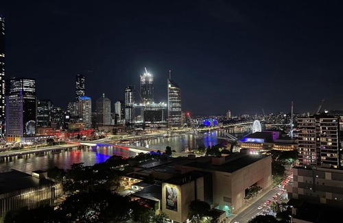 South Brisbane Apartment | CASSA BCT - River-View Apartments Managed by The Cassa