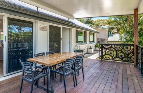 Rainbow Beach House | Castaway Cottage - Rainbow Beach