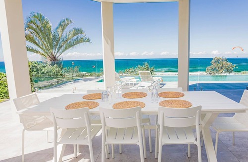 Castaways Beach House | Castaways Beach Escape - 4 Bedroom