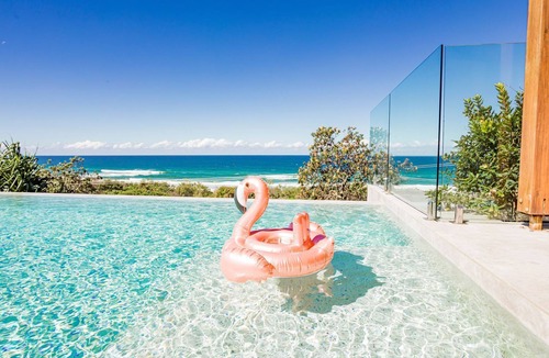 Castaways Beach House | Castaways Beach Escape - 4 Bedroom