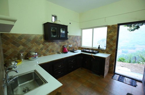 Vattavada Villa | Castillo De Woods - The Traditional Luxury Villa, Munnar