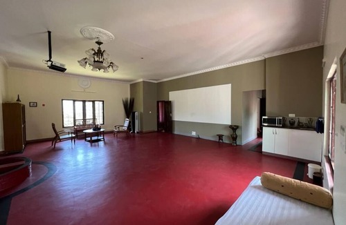 Udumbanchola House | Castle Vallakalil Homestay, Luxury at a decient Pricen
