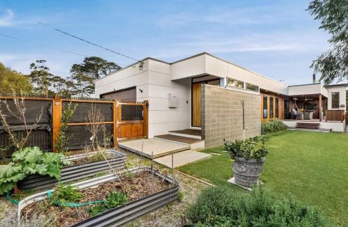 Wimbledon Heights House | Castlebay