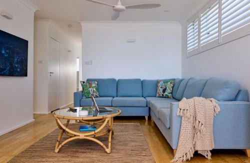 Soldiers Point Apartment | Casuarinas 5 superb waterfront unit