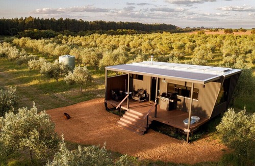 Myrup Cabin | Cate · Cate the Tiny Cabin in Esperance
