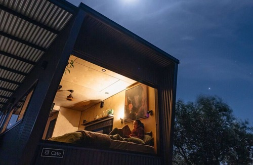 Myrup Cabin | Cate · Cate the Tiny Cabin in Esperance
