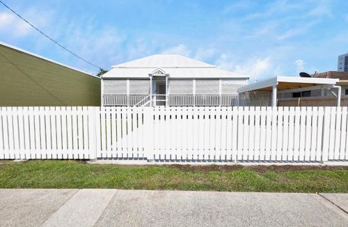 Mackay House | CBD Holiday Home
