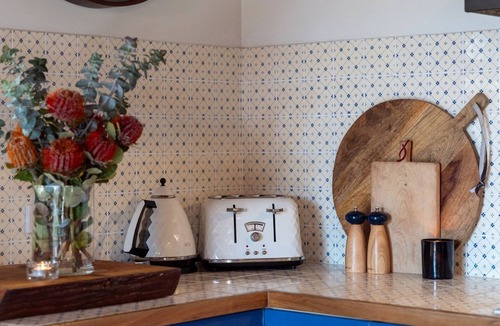 Canyonleigh House | Cedar Cottage – charming rural vistas