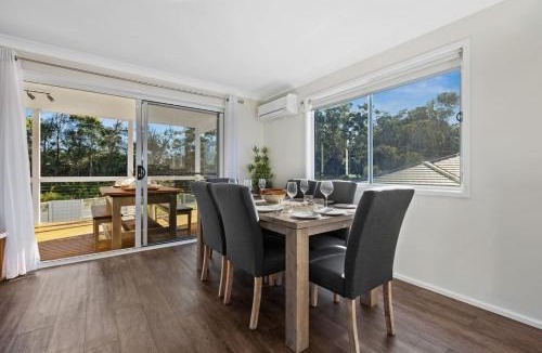 Sanctuary Point House | Centaur Sanctuary - Pool, Fireplace, Games Room & Pet Friendly!