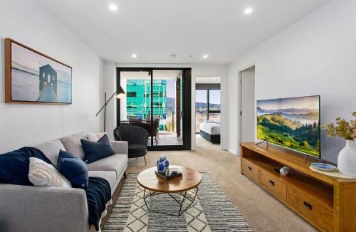 City East Apartment | Central 2-Bed with Gym, BBQ & Stunning Views