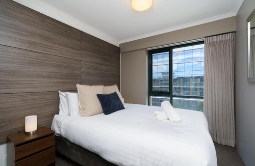 Canberra City Centre Apartment | Central 2BR apartment, Hotel vibe, Walk everywhere - Hosted by Canstay