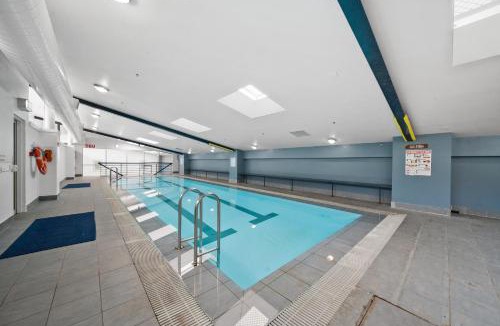 City East Apartment | Central ACT Studio with Indoor Pool and Gym