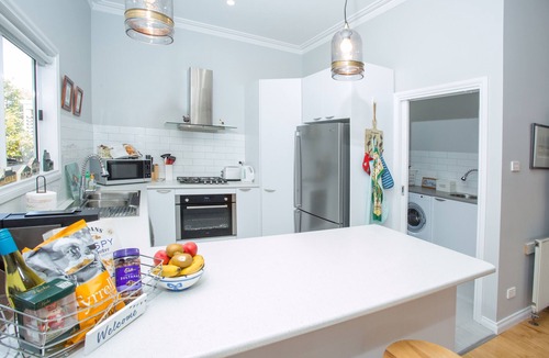 Ballarat House | Central, Classic, Contemporary , Comfortable, Convenient , Charming