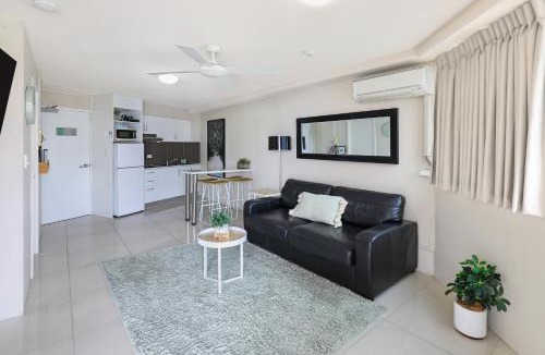 Mooloolaba Apartment | Central Mooloolaba Beachfront Apartment - Located in Sandcastles Resort
