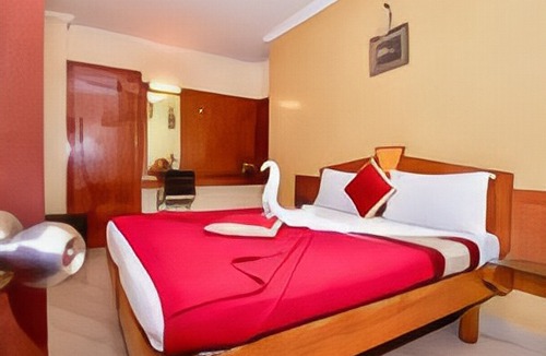 Periamet Hotel | Central Residency