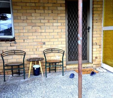 Springvale House | Central Springvale - Beautiful and spacious queen-bed room