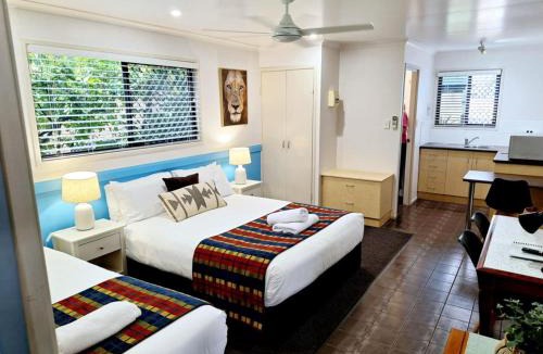 Gladstone Hotel | Central Studio Accommodation