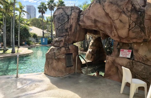Mermaid Beach Apartment | CHA Private Apts Diamond Beach