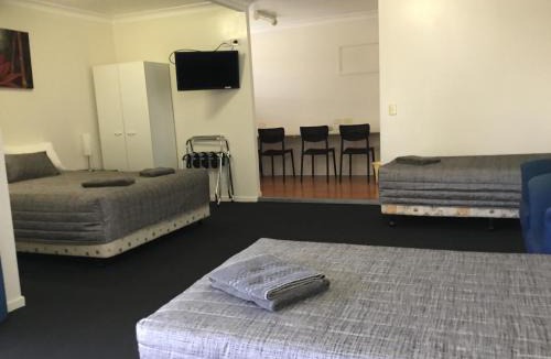 Charleville Hotel | Charleville Waltzing Matilda Motor Inn