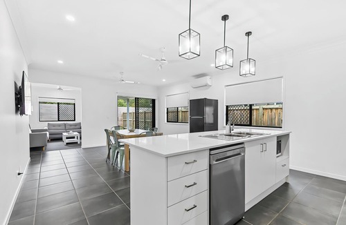 Caboolture House | Charlotte's Place