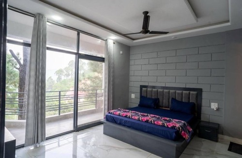Kasauli Apartment | Charming 2-bedroom apartment with AC in Dharampur