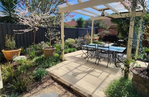 Exeter House | Charming! 3 Bed Garden by Beach