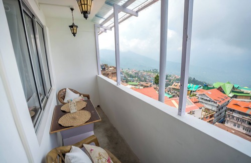 Darjeeling House | Charming 4-bedroom bed & breakfast in Darjeeling 850 mts from Mall Road