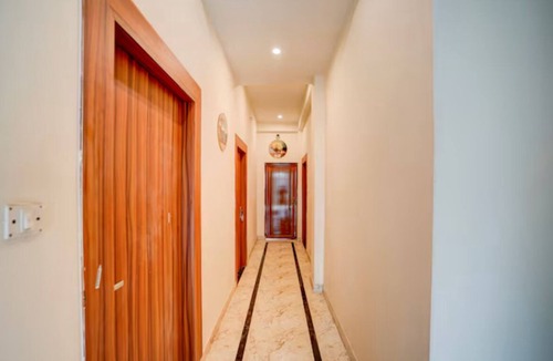 Sigra House | Charming 9-bedroom building with AC in vibrant Varanasi