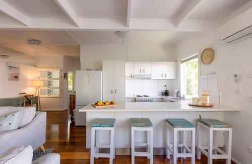 Kings Beach House | Charming Coastal Cottage