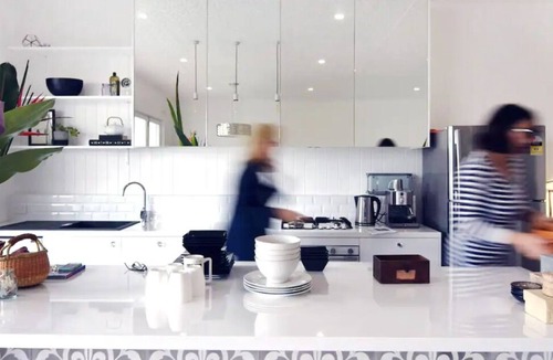 Coffs Harbour House | Charming heritage cottage – stylish interior + convenient location