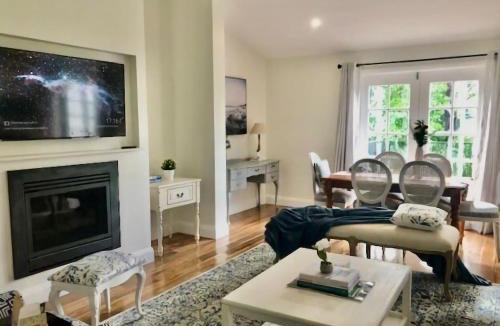 Katoomba House | Charming Mountain Escape Katoomba