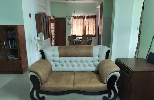 Kalyan Nagar Apartment | Charming & Spacious 2-bedroom apartment in amazing Bengaluru with WiFi, fitness.