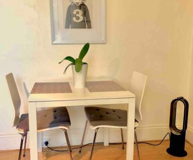 Surry Hills Apartment | Charming Studio Apartment in Surry Hills