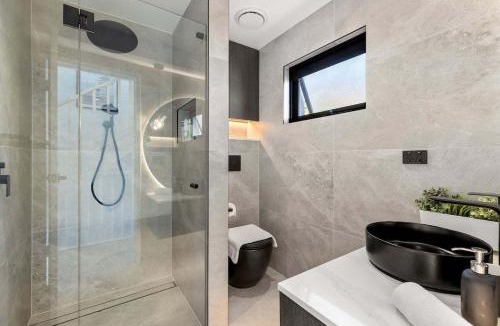 Pyrmont Apartment | Charming Three-Story Terrace House in Pyrmont