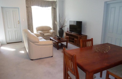 College Park House | Charmingly Cosy College Park