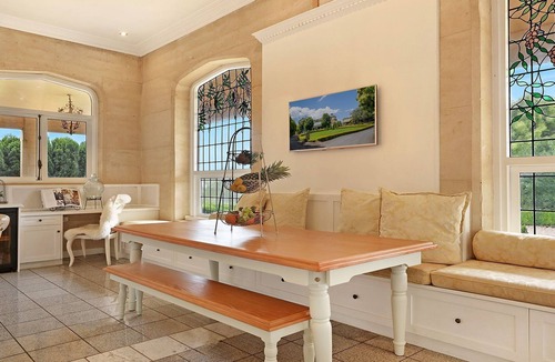 Bowral House | Chateau Bowral – Luxury Southern Highlands Estate with Poolhouse
